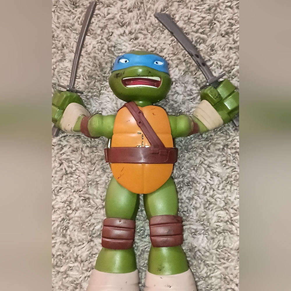 Leonardo Teenage Mutant Ninja‎ Turtle 8.5” Playmates Figure 2014